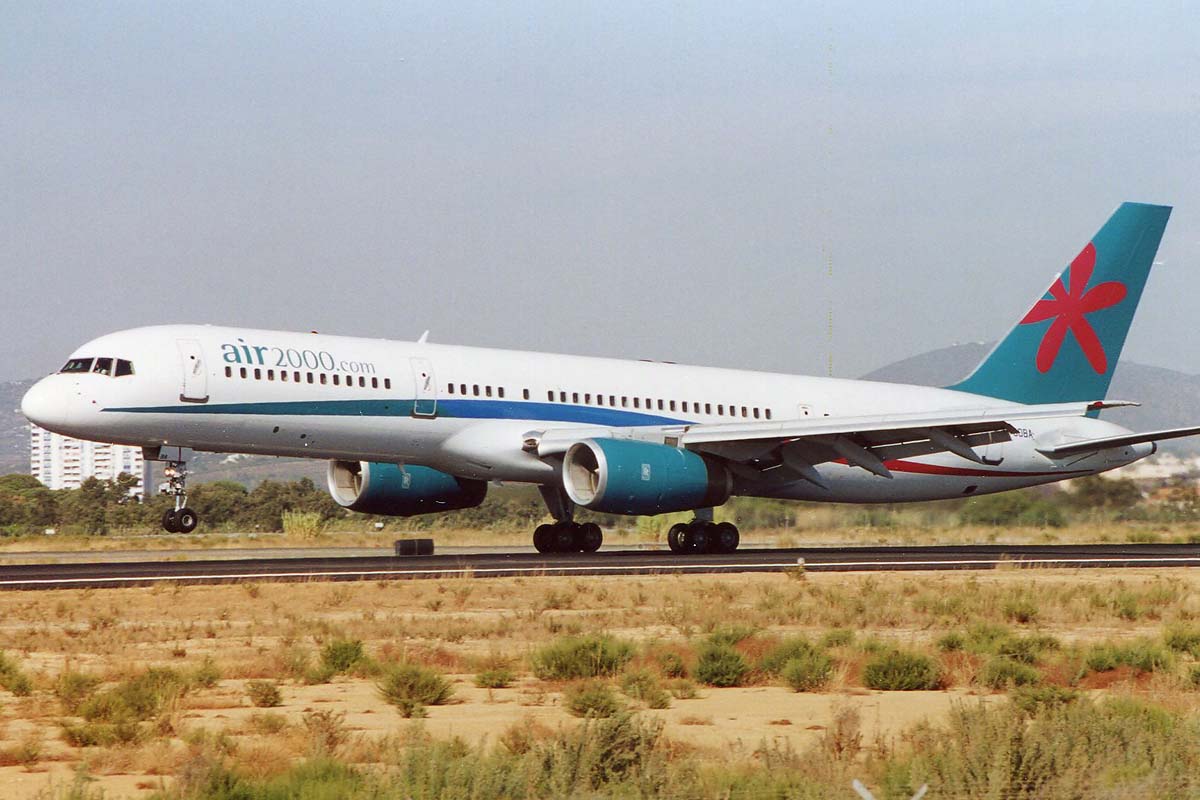 G-OOBA (32446) 2000 Boeing 757-28A