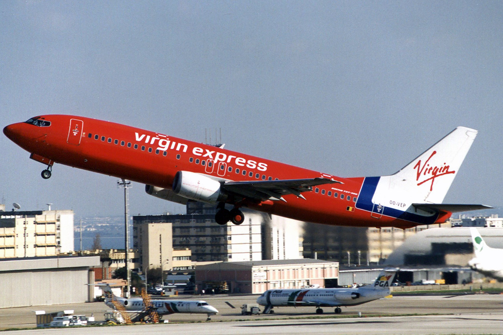 OO-VEP, (cn 28489), Boeing 737-43Q