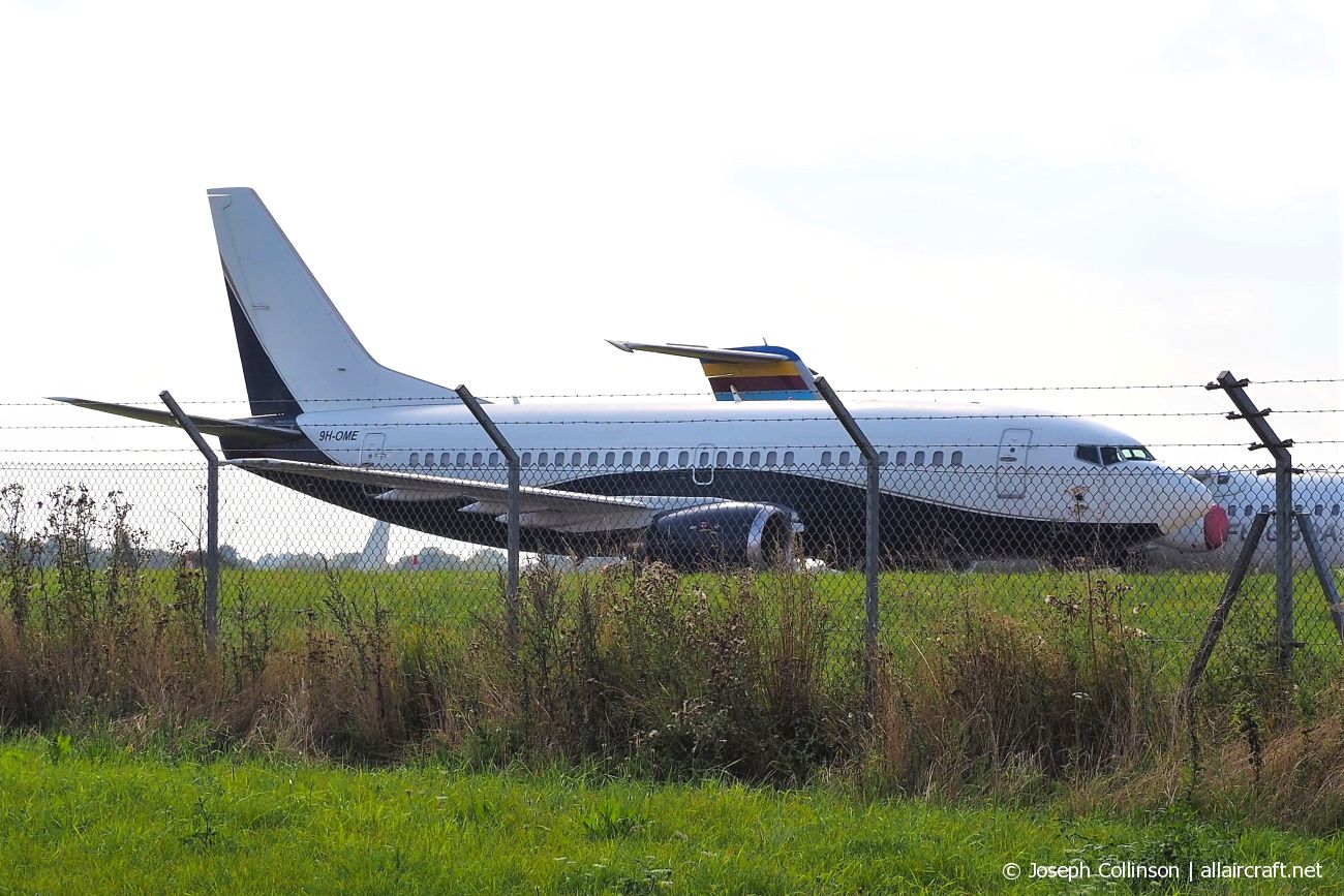 9H-OME (24274) 1991 Boeing 737-505