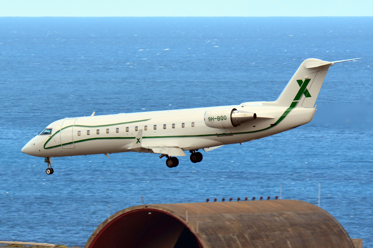 9H-BOO (8051) 2005 Bombardier Challenger 850