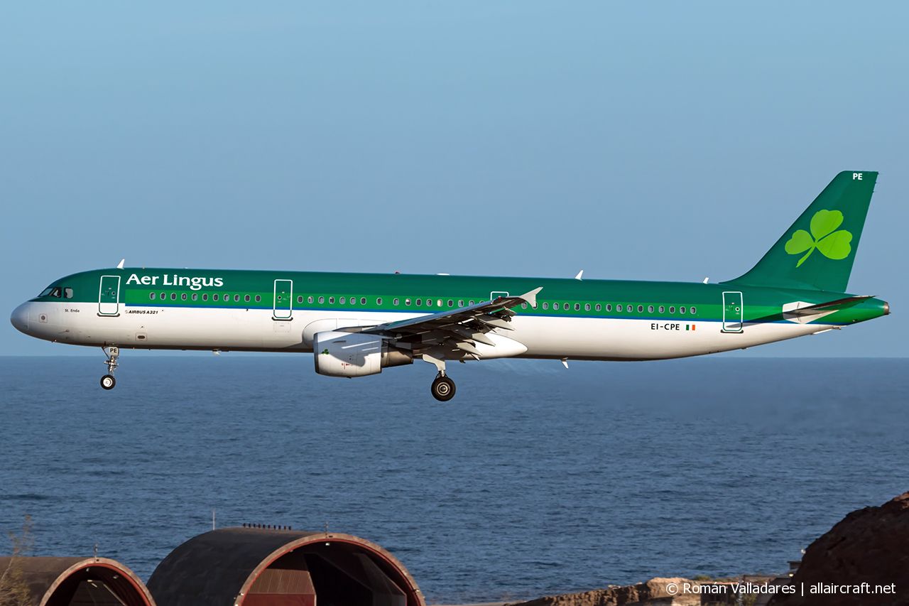 EI-CPE (cn 0926) Airbus A321-211