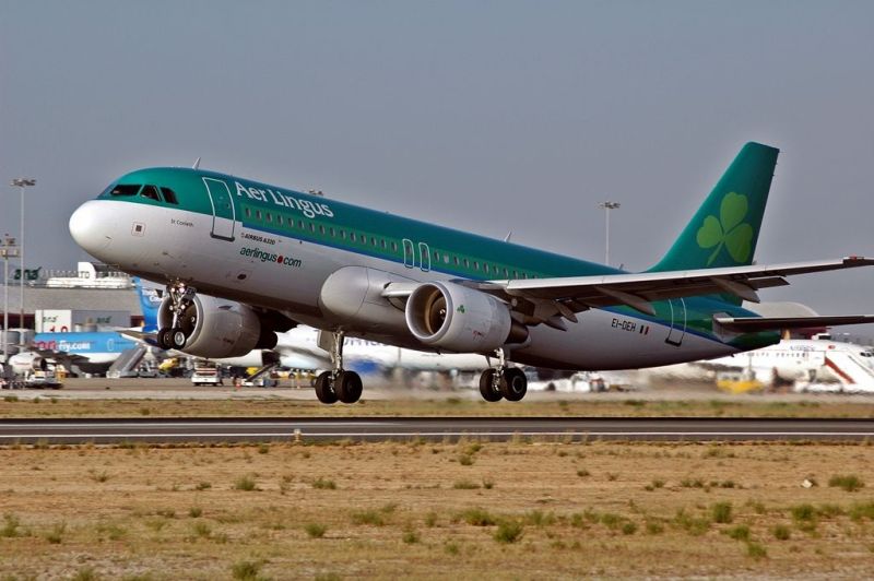 EI-DEH · Airbus A320-214 · (FAO / LPFR)