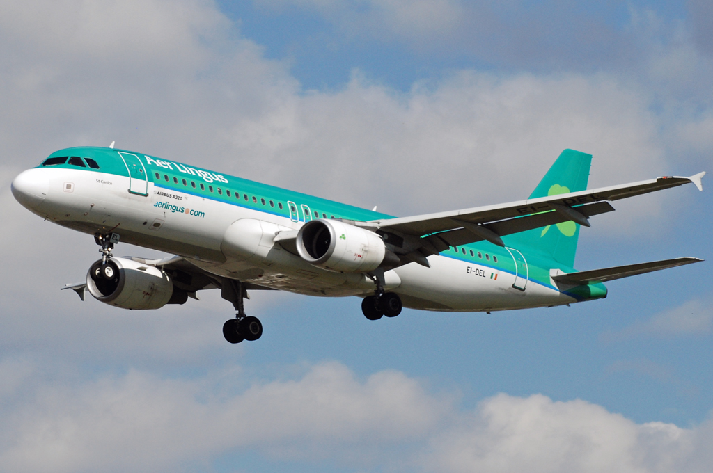 EI-DEL · Airbus A320-214 · (LHR / EGLL)