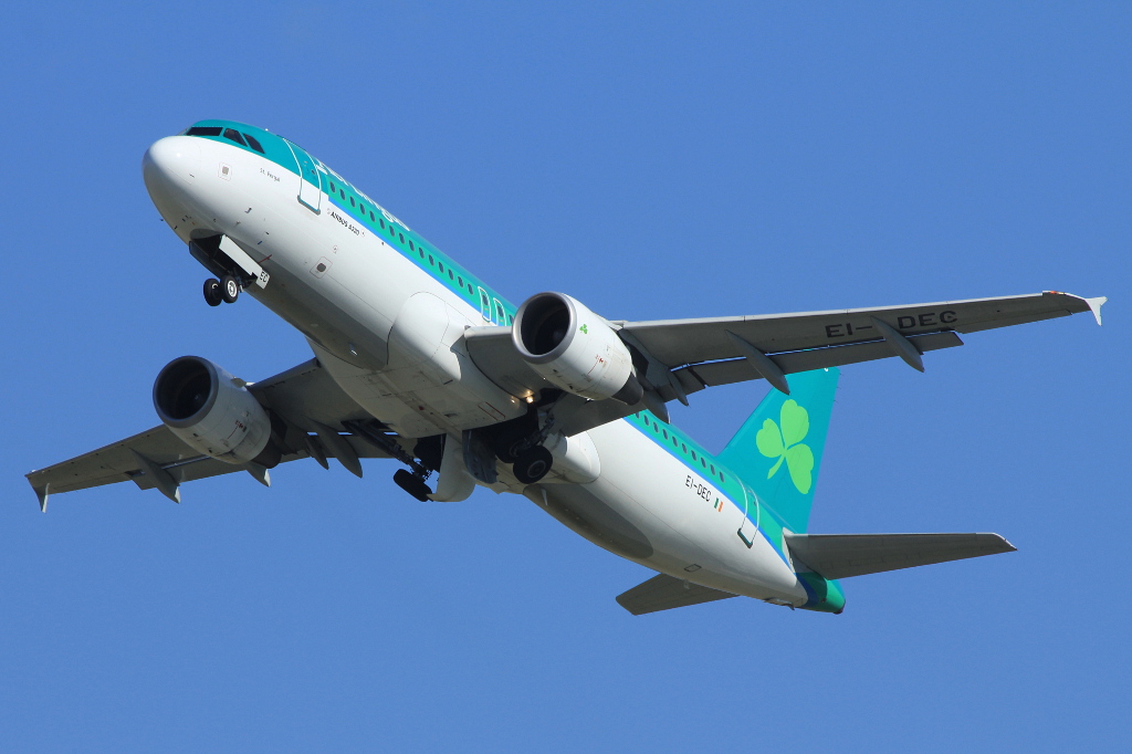 EI-DEC (cn 2217) Airbus A320-214
