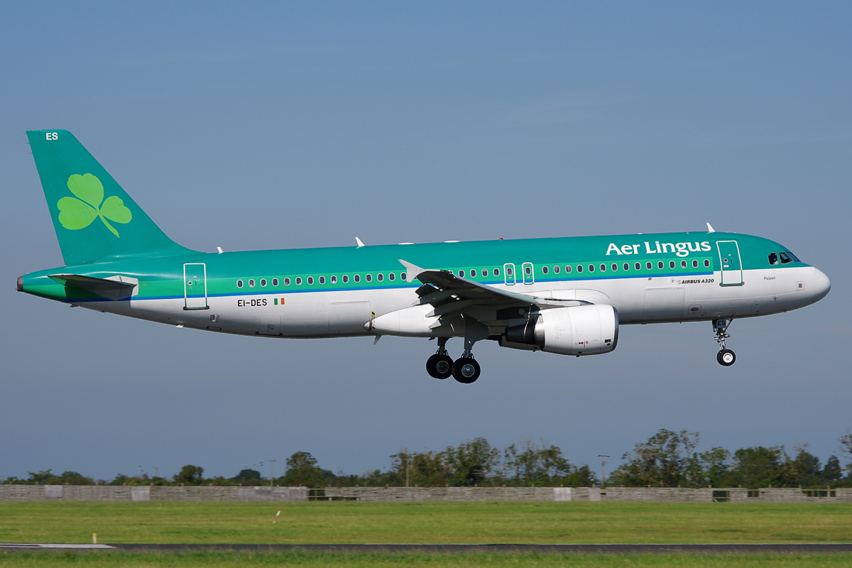 EI-DES (cn 2635) Airbus A320-214