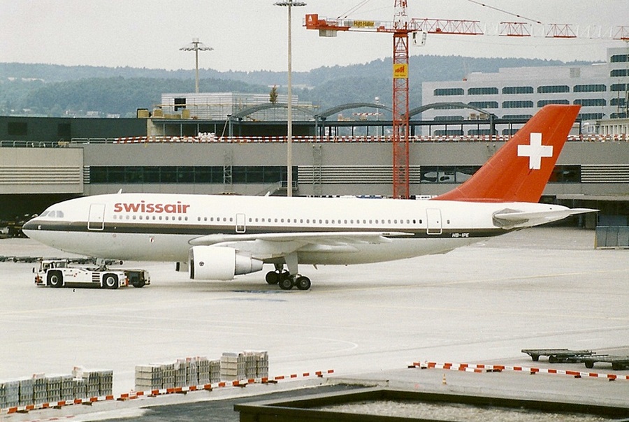 HB-IPE, (cn 162), Airbus A310-221