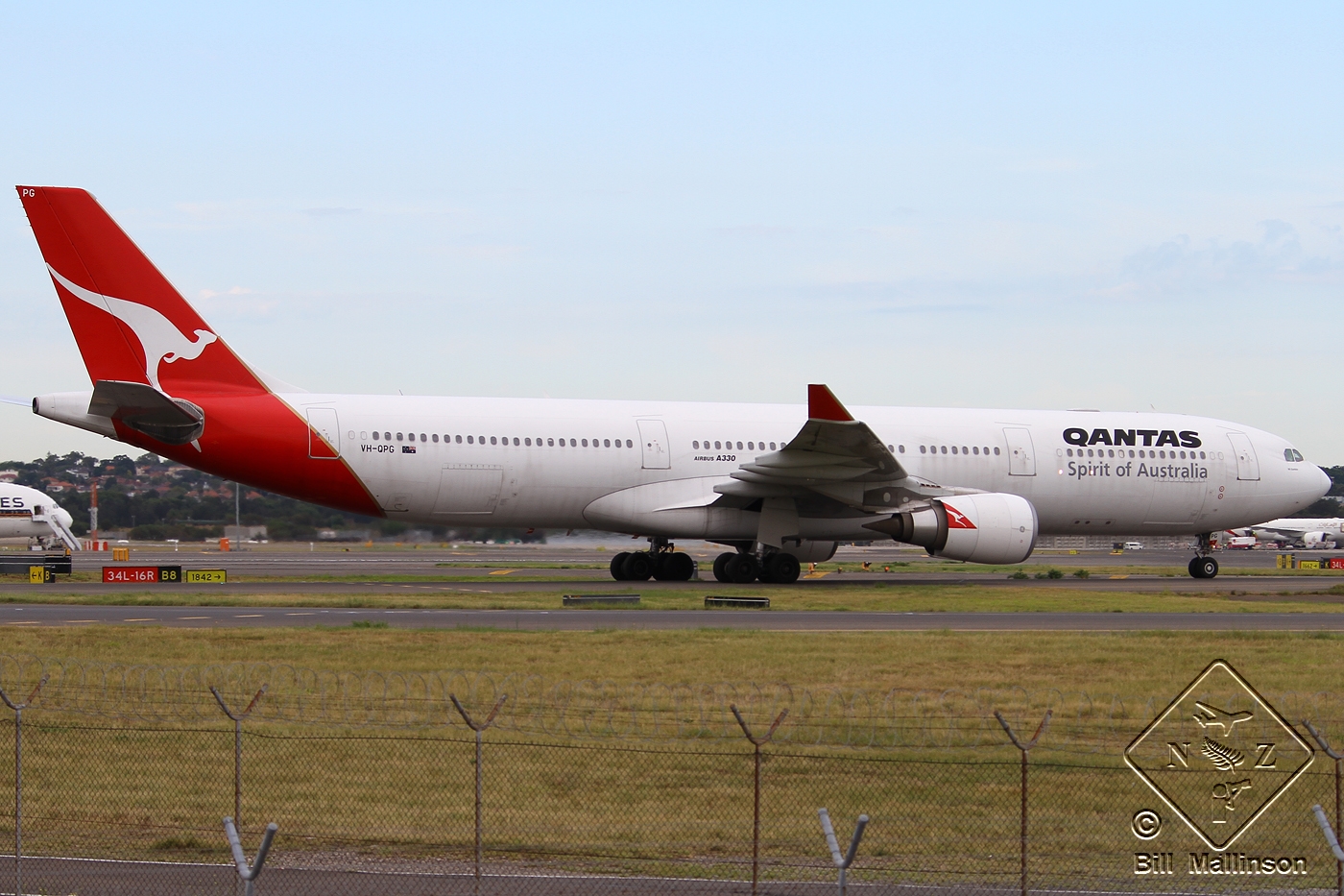 VH-QPG (603) 2004 Airbus A330-303