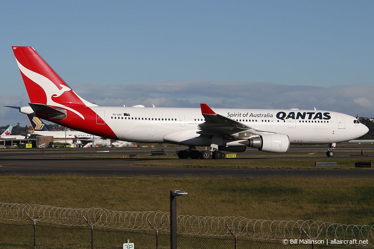 VH-EBF (853) 2007 Airbus A330-202