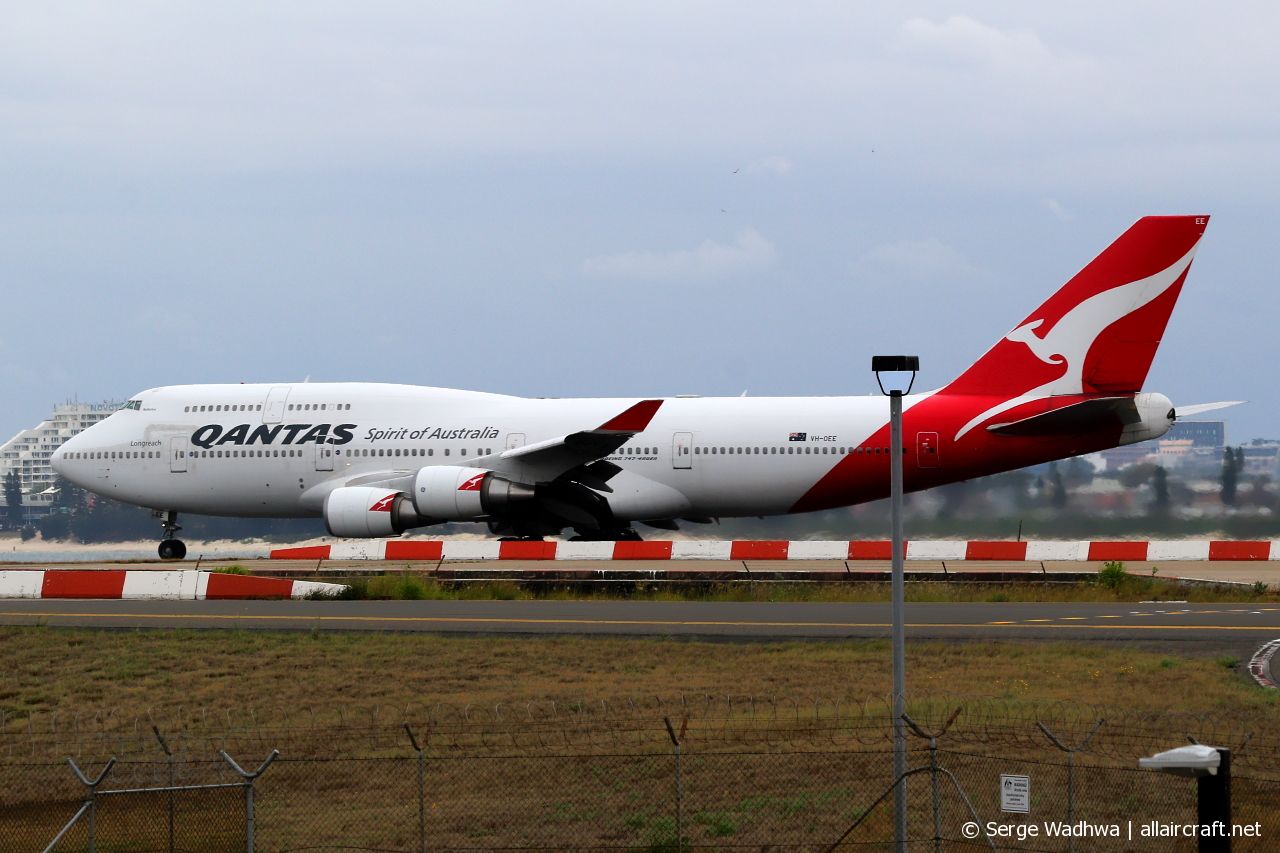 VH-OEE (32909) 2002 Boeing 747-438(ER)