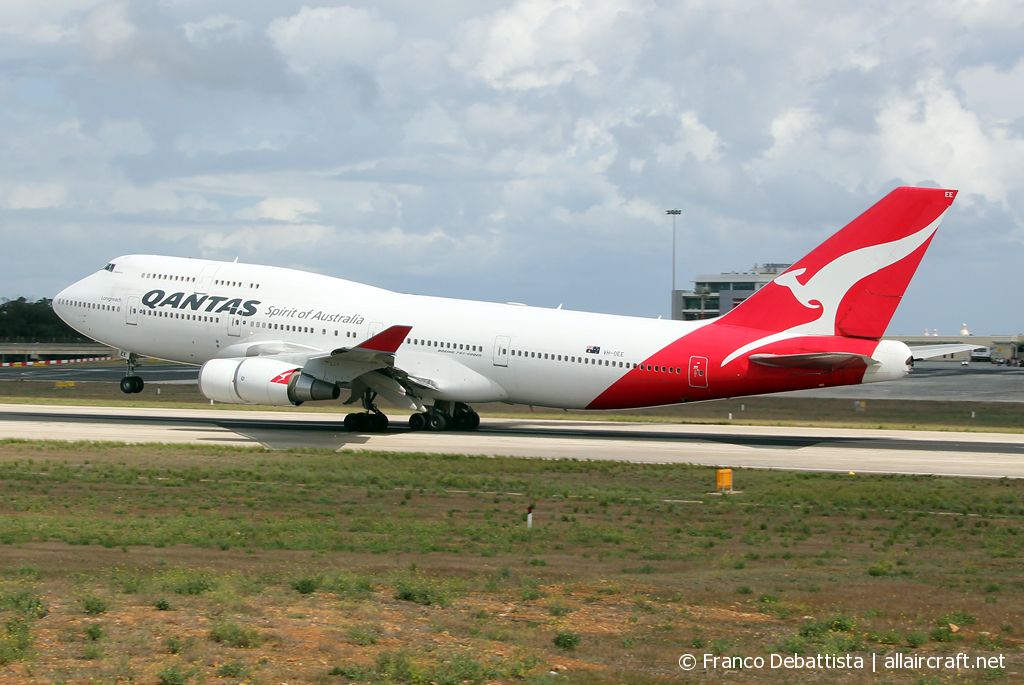 VH-OEE (32909) 2002 Boeing 747-438(ER)