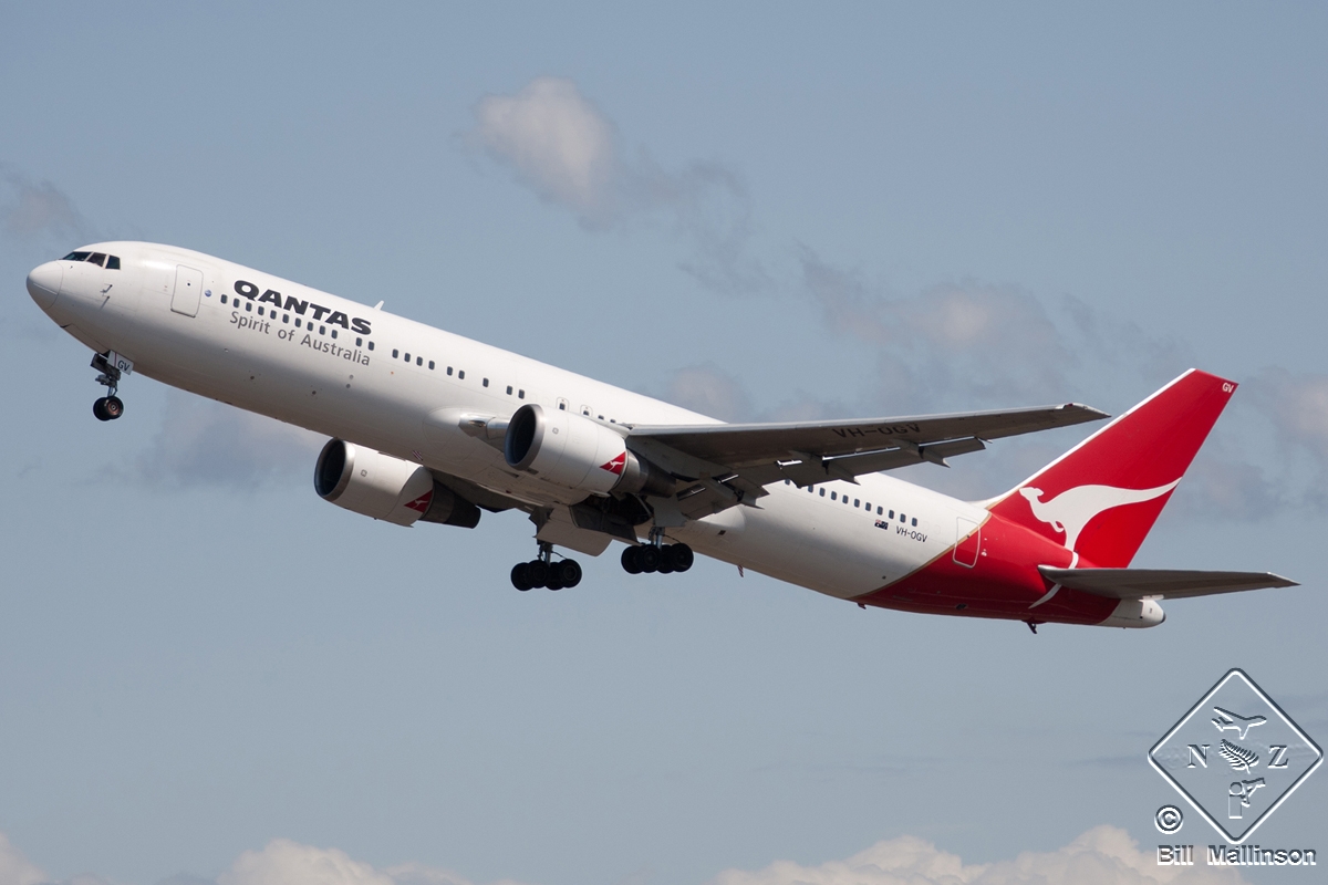 VH-OGV · Boeing 767-338/ER · (SYD / YSSY)