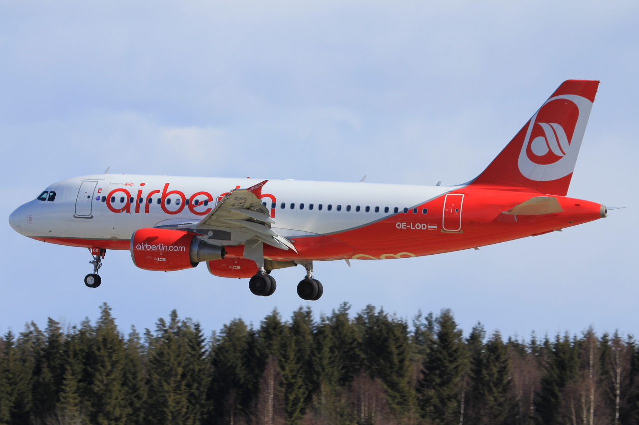 OE-LOD (3689) 2008 Airbus A319-112