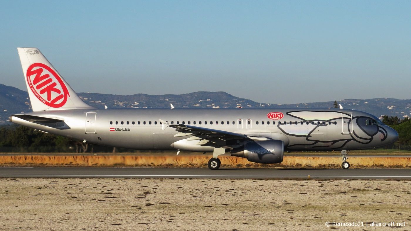 OE-LEE (2749) 2006 Airbus A320-214