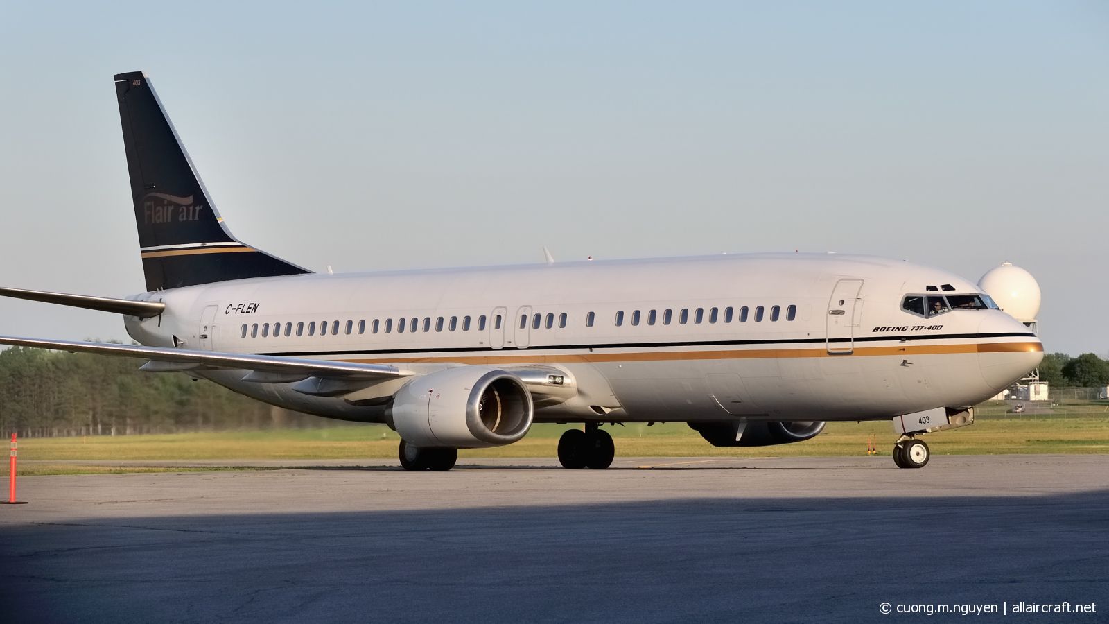 C-FLEN (024769) Boeing 737-4K5