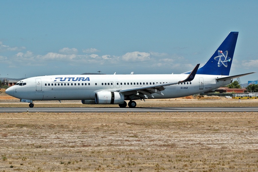 EI-DGZ (28624) 2000 Boeing 737-86N(WL)