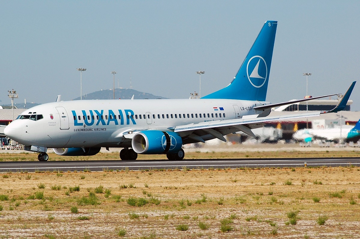 LX-LGS (33956) 2005 Boeing 737-7C9WL