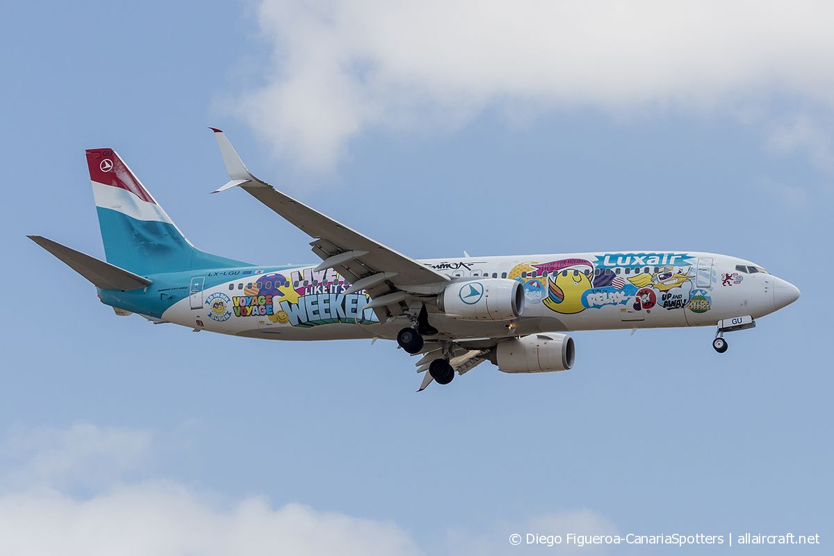 LX-LGU (41047) 2012 Boeing 737-8C9(WL)