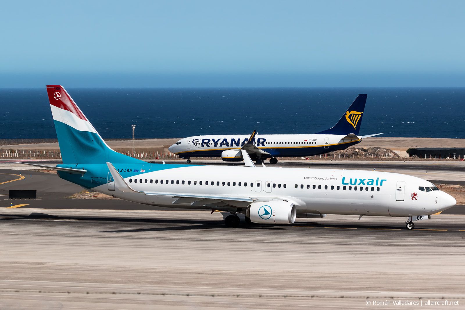 LX-LBB (36875) 2015 Boeing 737-86J(WL)