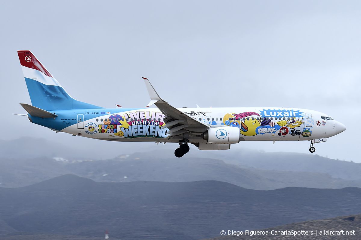 LX-LGU (41047) 2012 Boeing 737-8C9(WL)