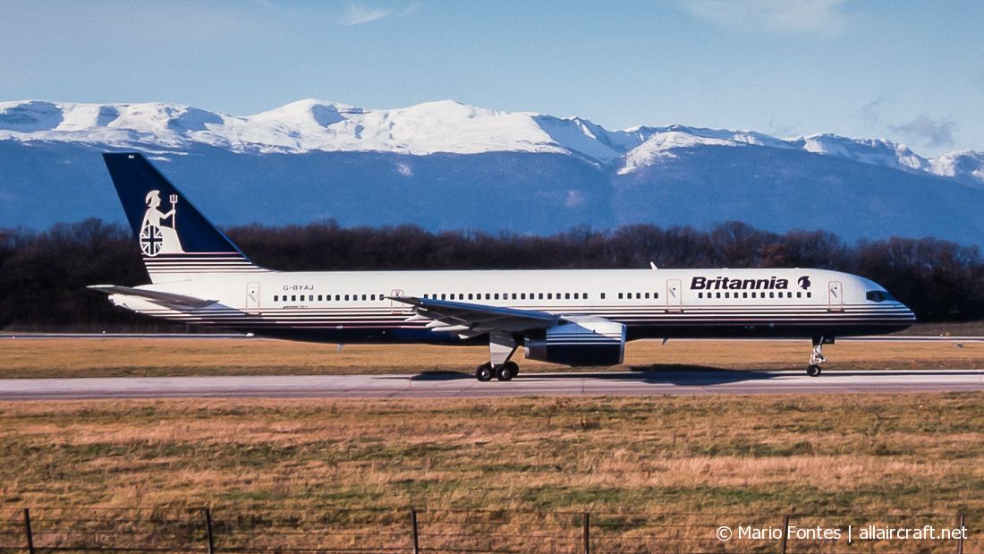 G-BYAJ (cn 25623) Boeing 757-204