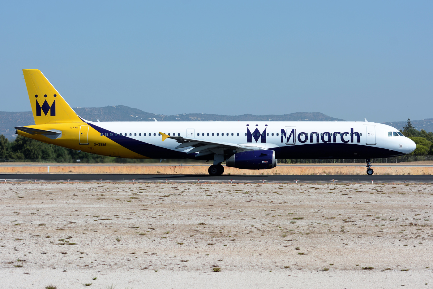 G-ZBAI (2553) 2005 Airbus A321-231