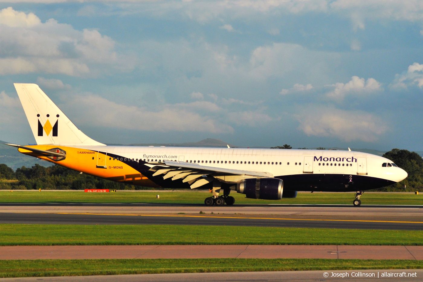 G-MONS (556) 1990 Airbus A300B4-605R