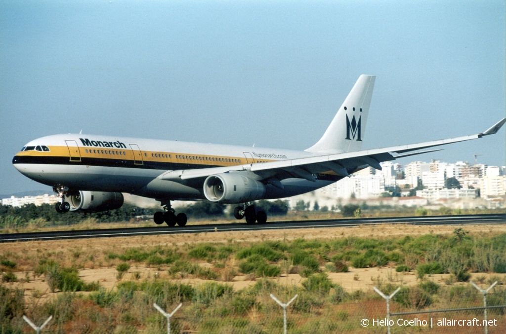G-SMAN (261) 1999 Airbus A330-243