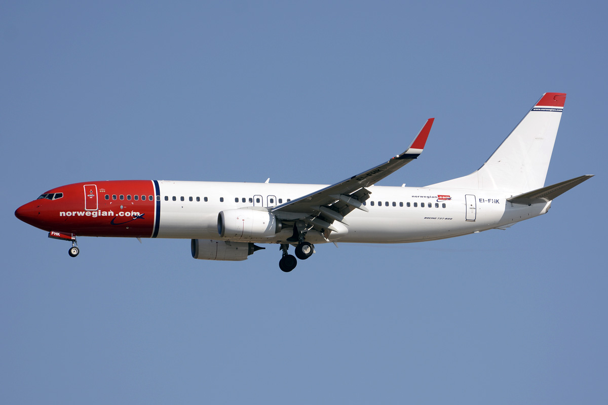 EI-FHK (41140) 2015 Boeing 737-8JP WL