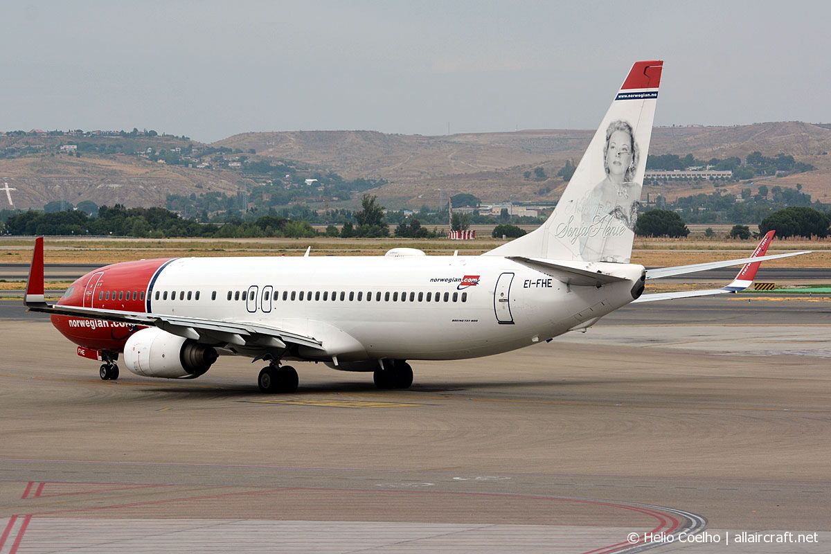 EI-FHE (35280) 2008 Boeing 737-8Q8 WL
