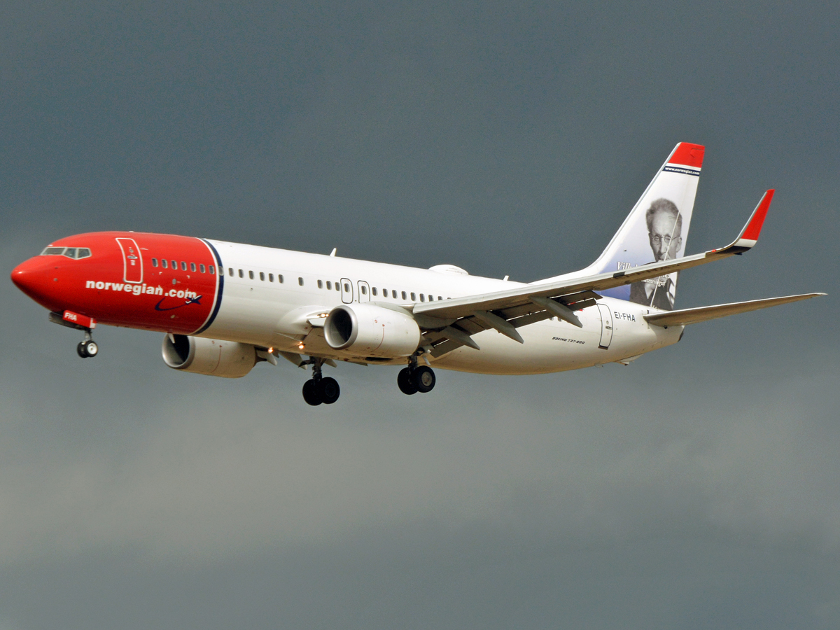 EI-FHA (39012) 2012 Boeing 737-8JP WL