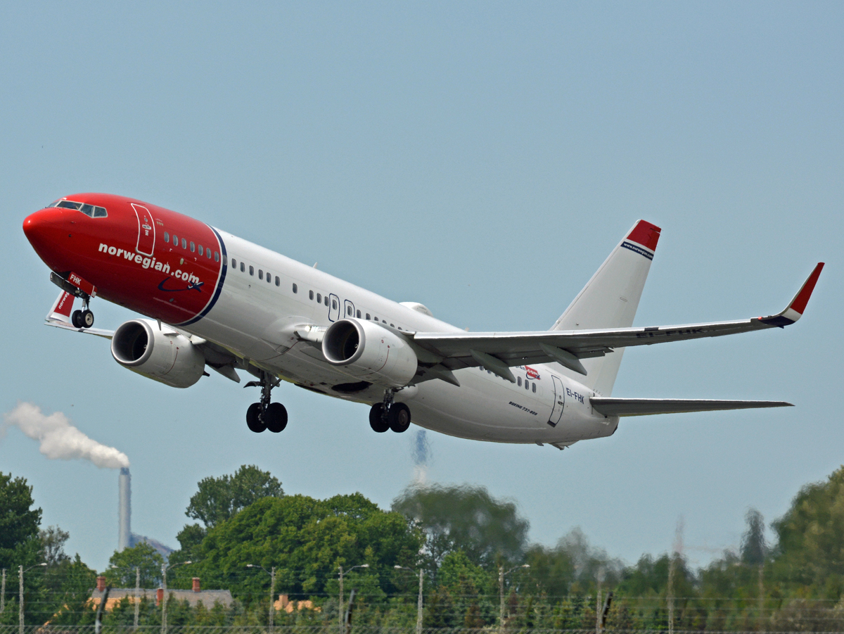 EI-FHK (41140) 2015 Boeing 737-8JP WL