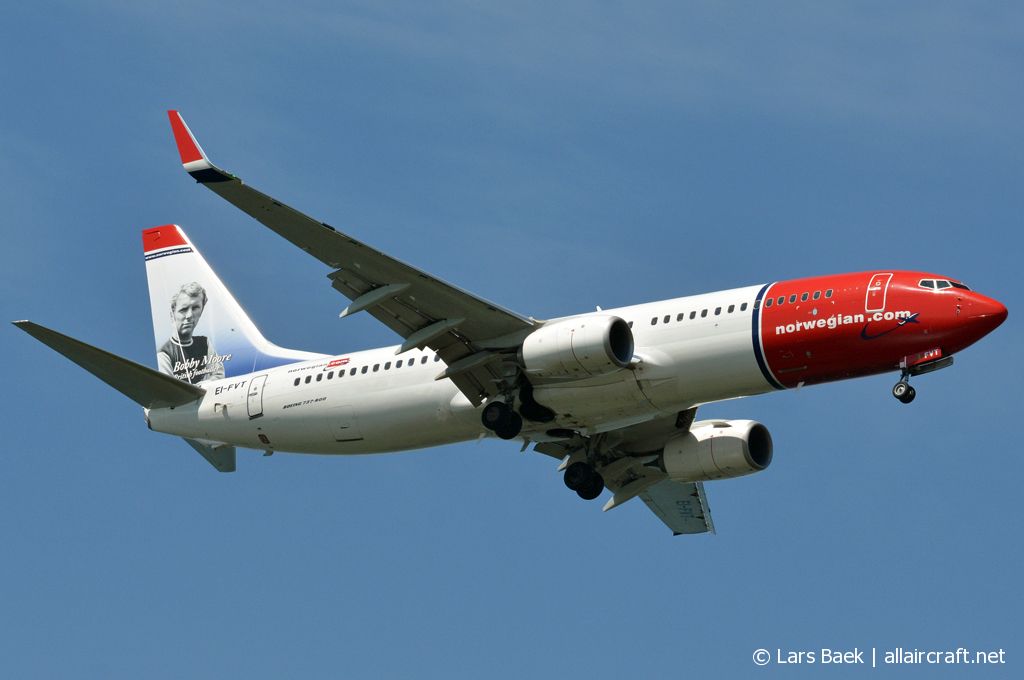 EI-FVT (42280) 2017 Boeing 737-8JP WL