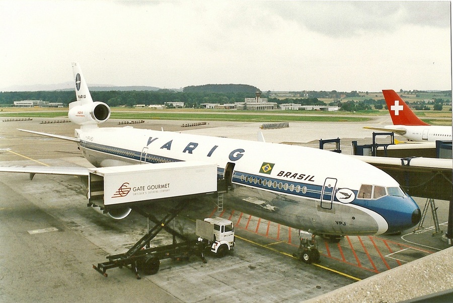 PP-VPJ, (cn 48404), McDonnell Douglas MD-11