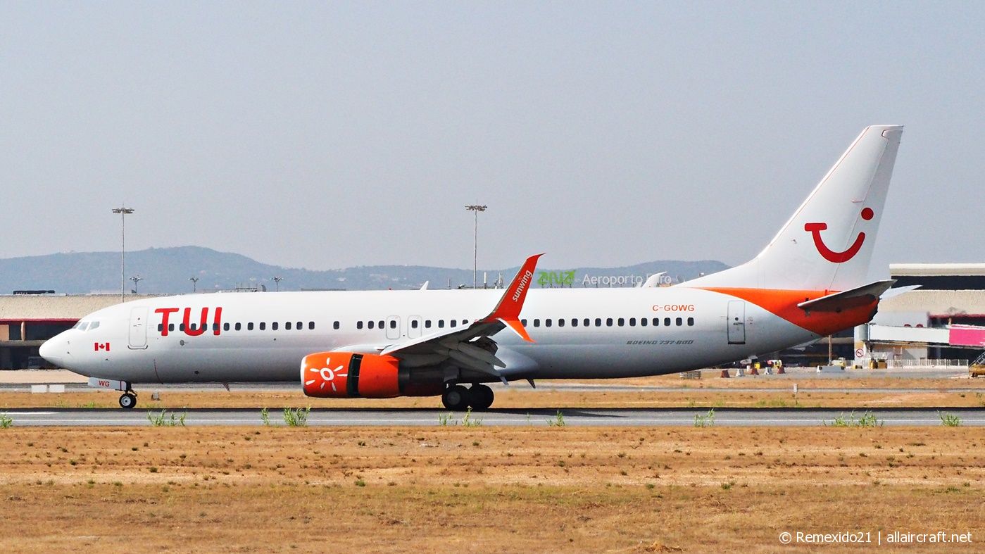 C-GOWG (37757) 2010 Boeing 737-86J(WL)
