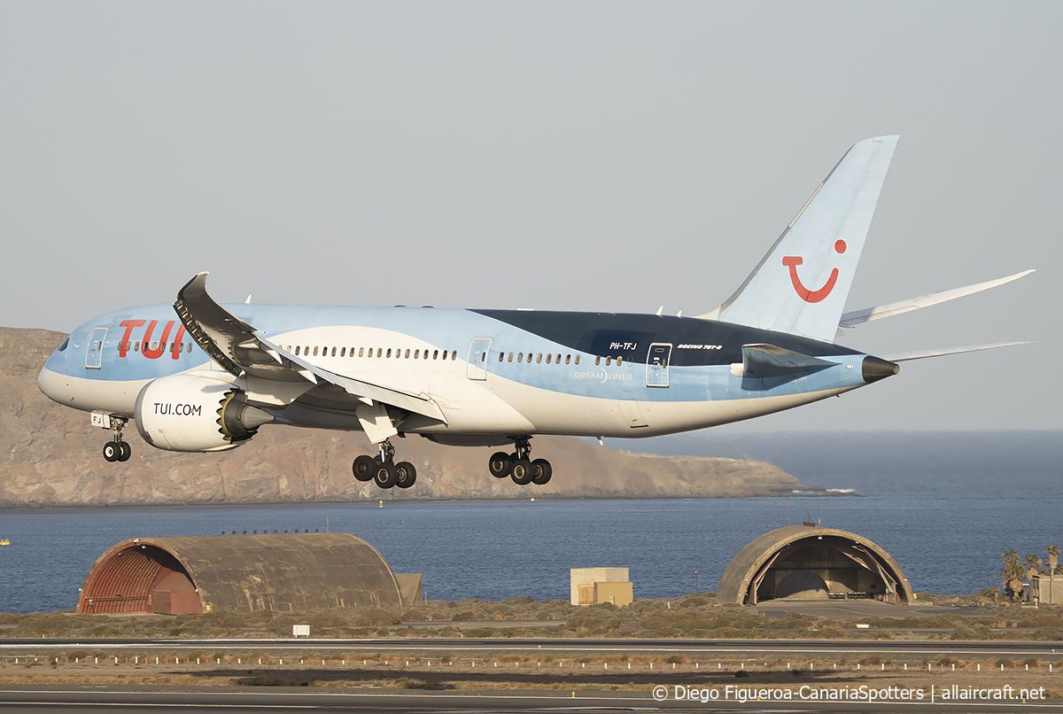 PH-TFJ (36426) 2015 Boeing 787-8 Dreamliner