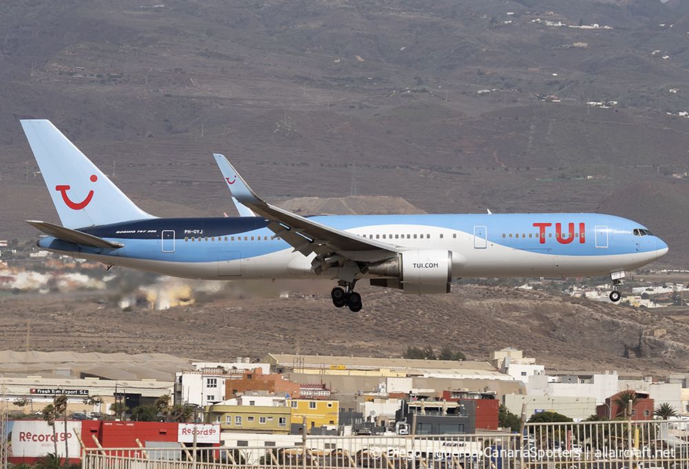 PH-OYJ (29384) 2000 Boeing 767-304(ER)(WL)
