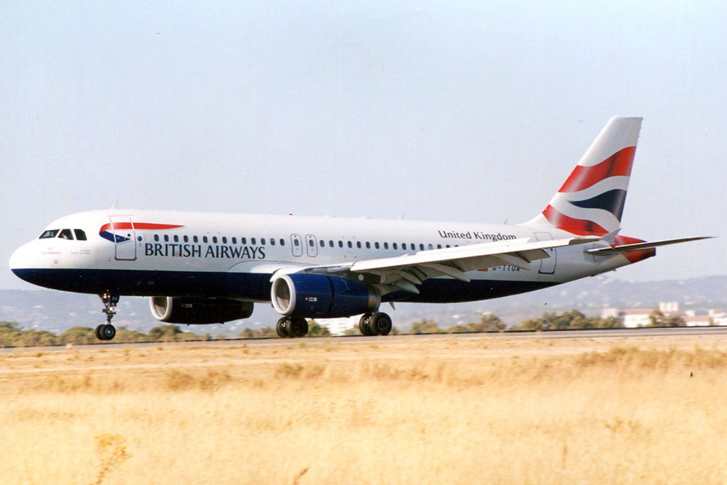 G-TTOA, (cn 1215), Airbus A320-232