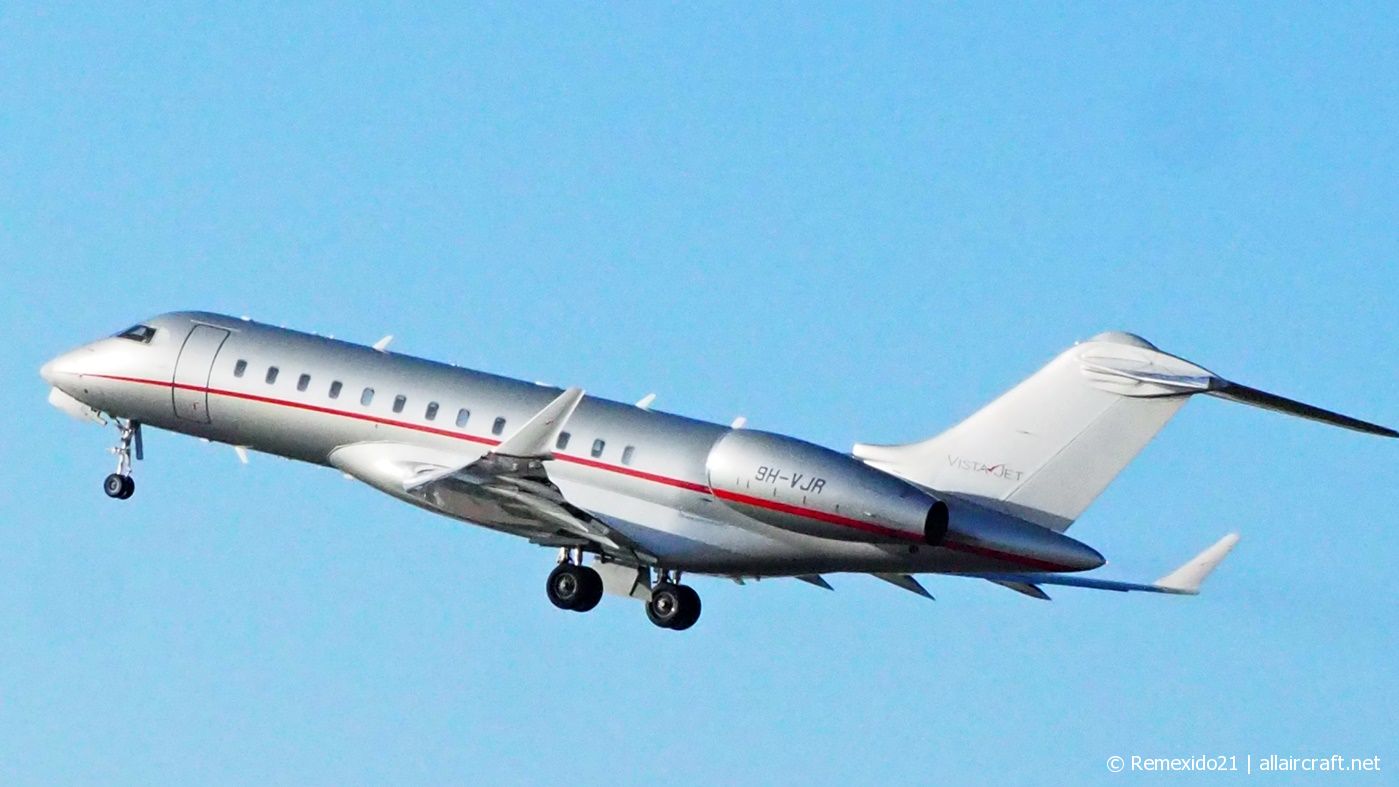 9H-VJR (9703) 2015 Bombardier Global 6000