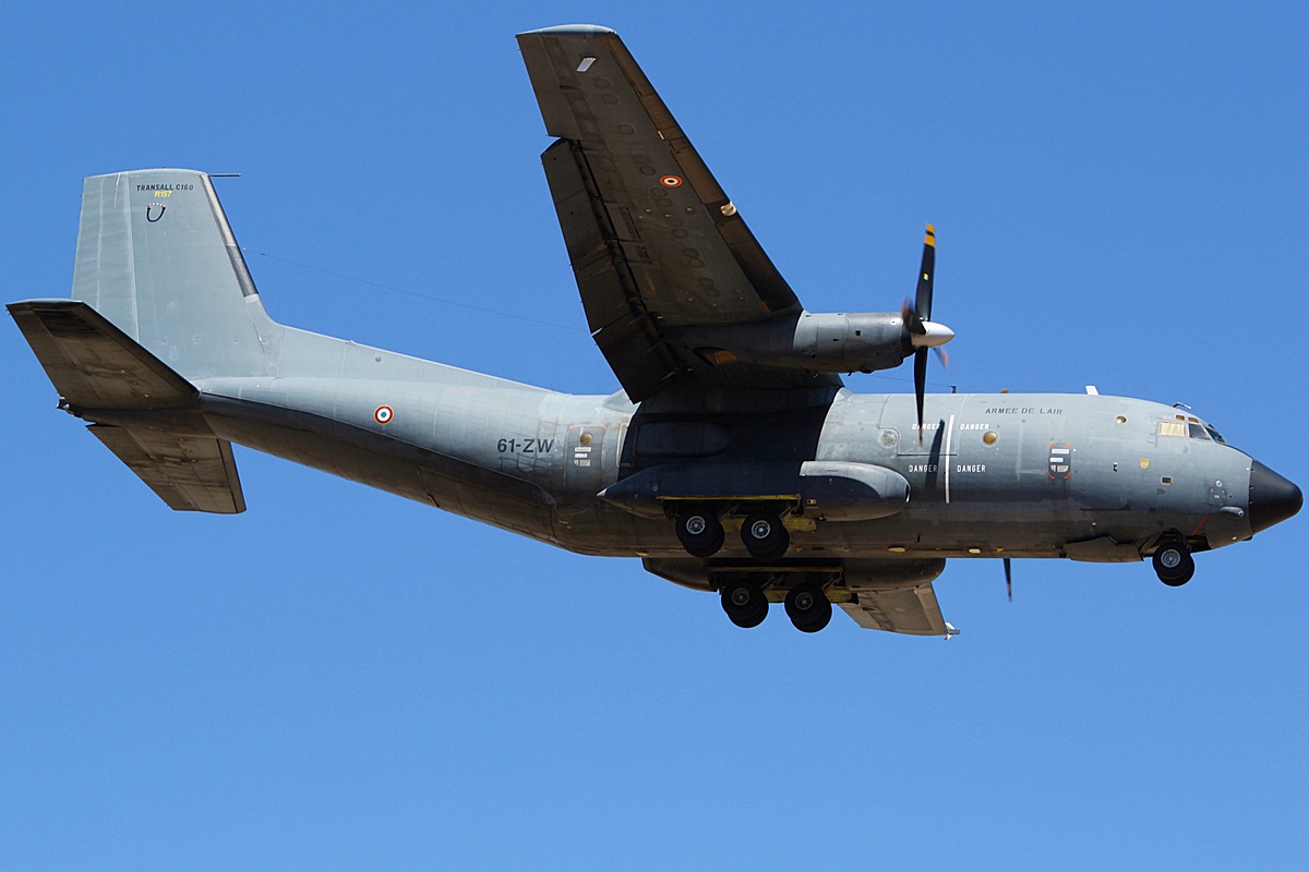 R157 / 61-ZW (157) Transall C-160R