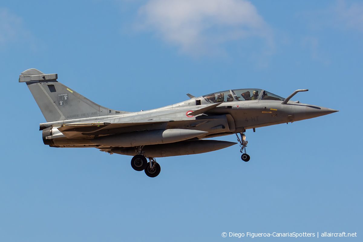 323 (323) 2007 Dassault Rafale B