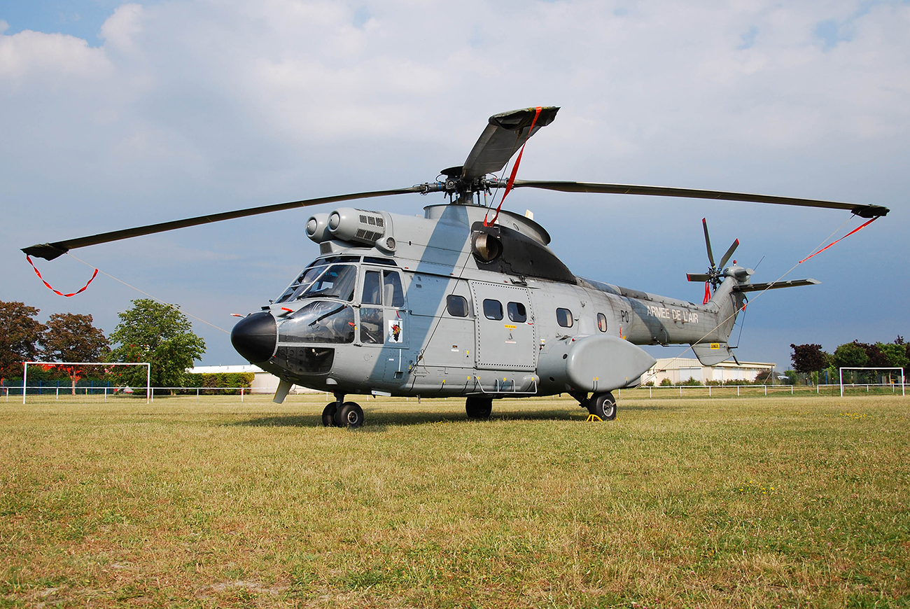 2057, (cn 2057), Aerospatiale AS-332C Super Puma