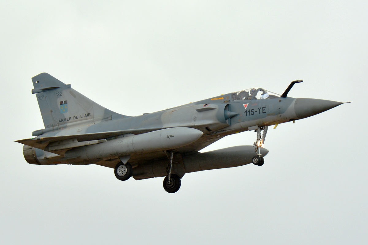 122 / 115-YE (405) Dassault Mirage 2000C