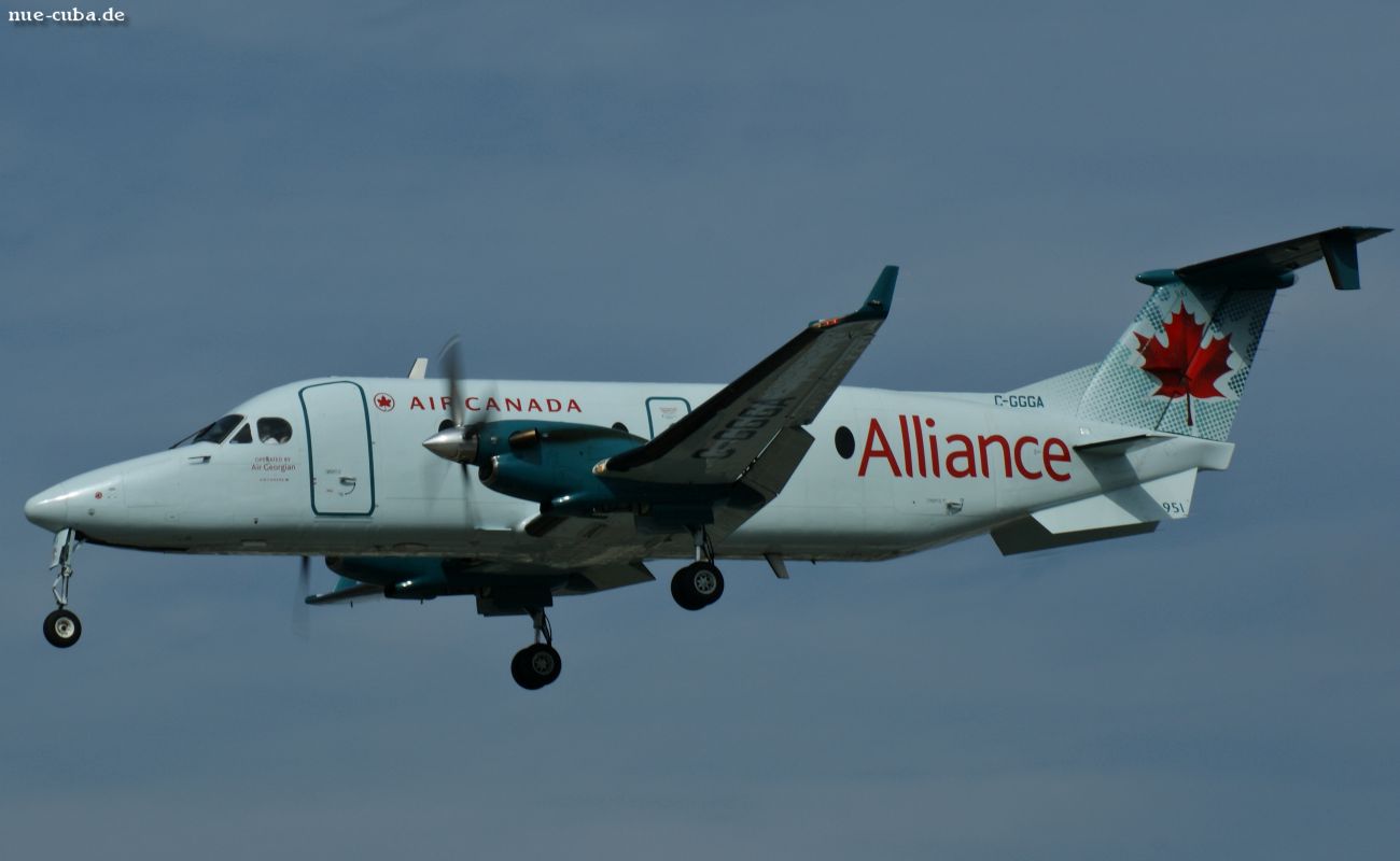C-GGGA (UE-291) 1997 Beechcraft 1900D