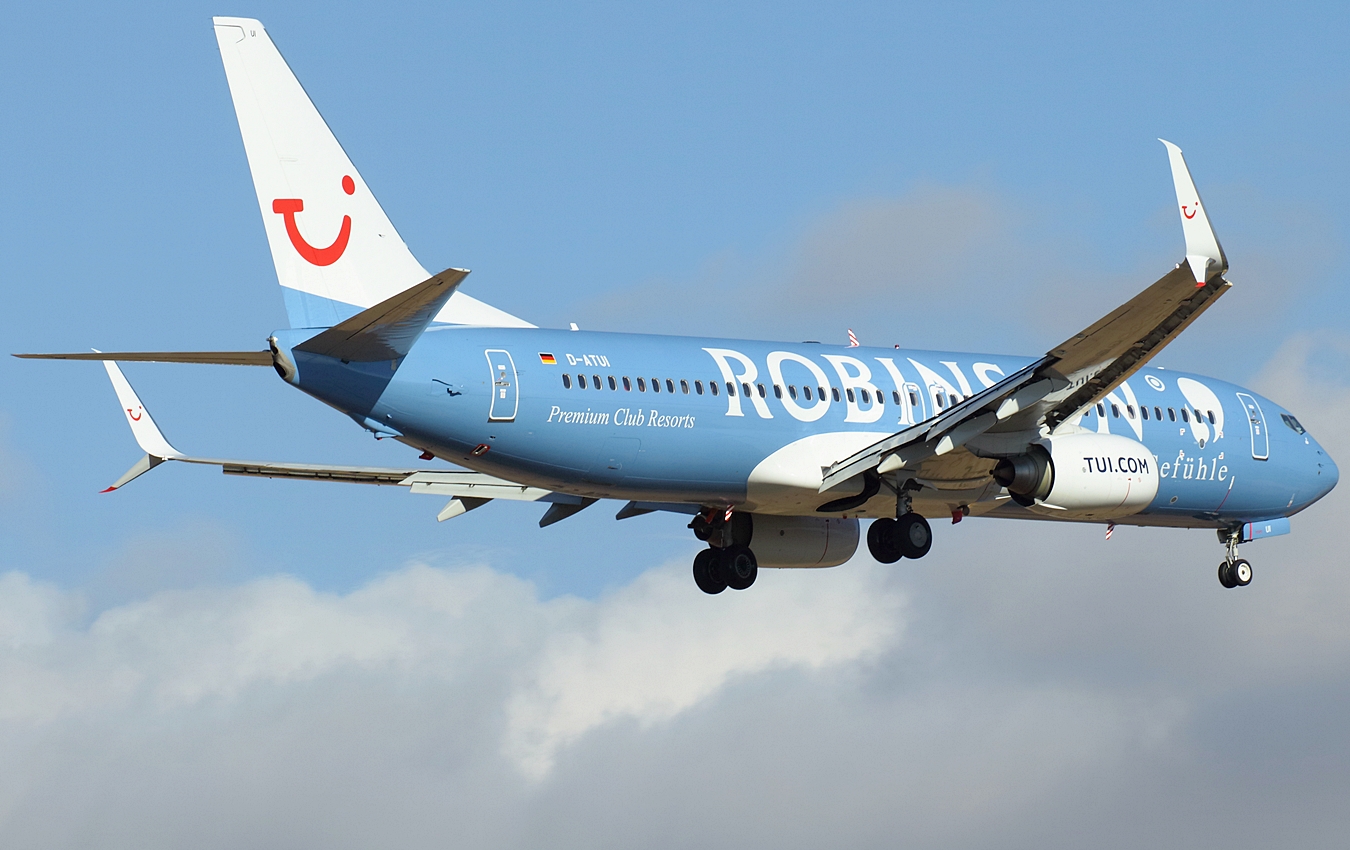 D-ATUI (37252) 2011 Boeing 737-8K5(WL)