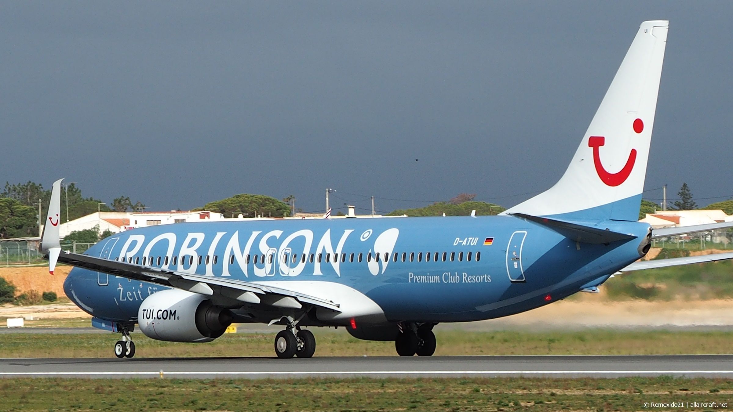 D-ATUI (37252) 2011 Boeing 737-8K5(WL)