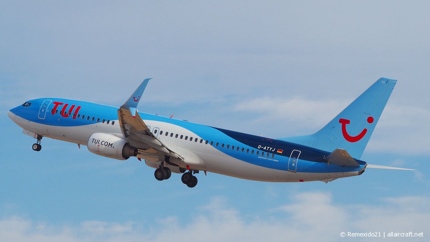 D-ATYJ (38014) 2011 Boeing 737-86N(WL)