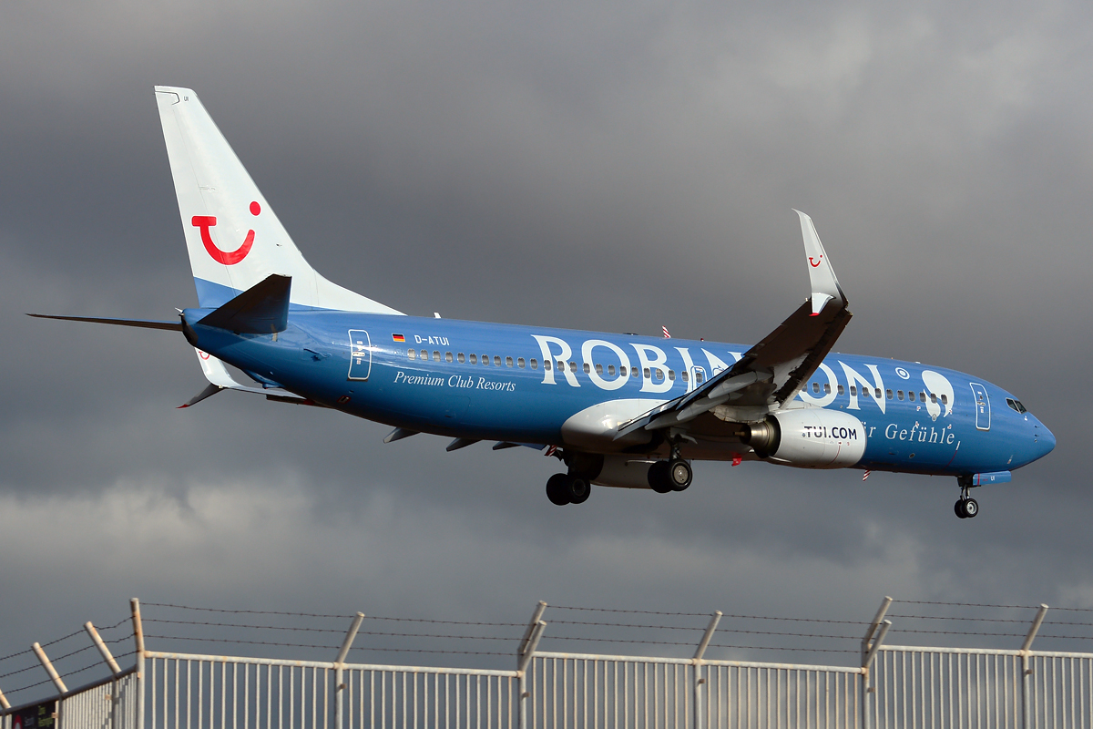 D-ATUI (37252) 2011 Boeing 737-8K5(WL)