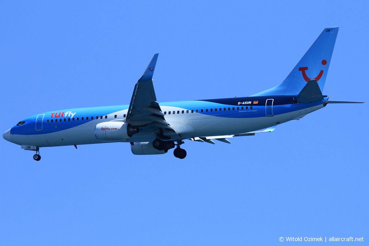 D-ASUN (33023) 2005 Boeing 737-8BK(WL)