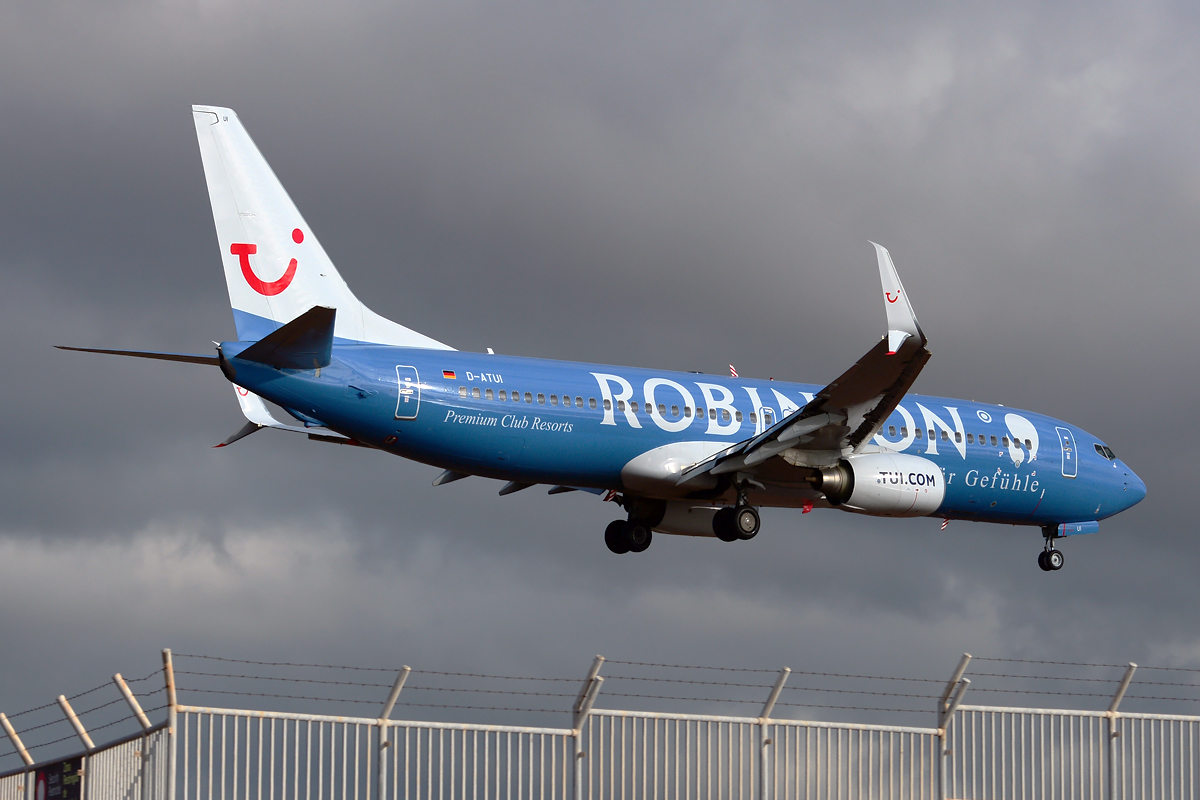 D-ATUI (37252) 2011 Boeing 737-8K5(WL)