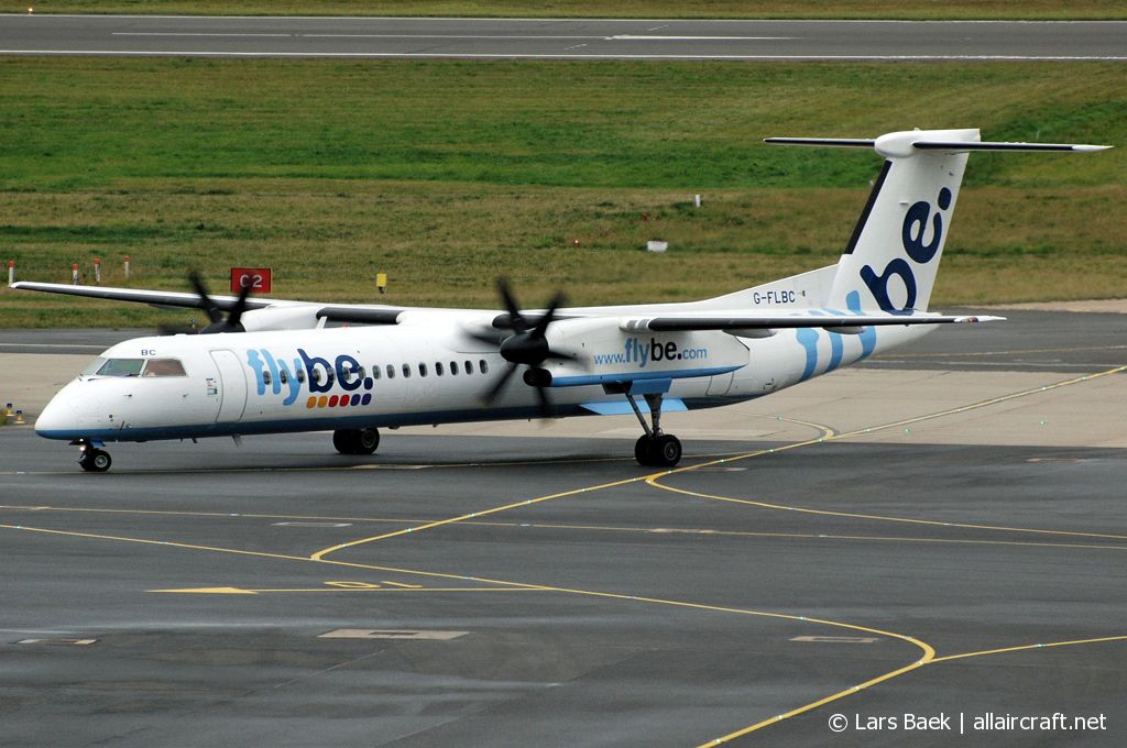 G-FLBC (4257) Bombardier Dash 8-Q402
